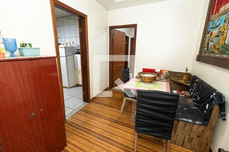 Casa à venda com 400m², 7 quartos e 9 vagas Casa à venda com 400m², 7 quartos e 9 vagasCopa