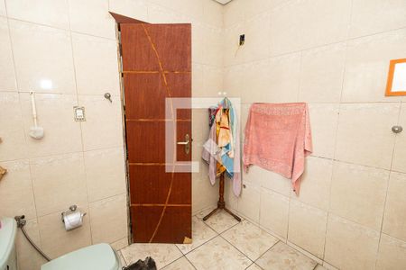 Casa à venda com 400m², 7 quartos e 9 vagas Casa à venda com 400m², 7 quartos e 9 vagasBanheiro