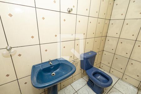 Casa à venda com 400m², 7 quartos e 9 vagas Casa à venda com 400m², 7 quartos e 9 vagasBanheiro de serviço / cobertura