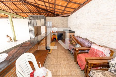 Casa à venda com 400m², 7 quartos e 9 vagas Casa à venda com 400m², 7 quartos e 9 vagasCobertura / espaço gourmet