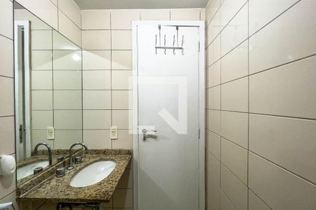 Banheiro de apartamento para alugar com 1 quarto, 32m² em Centro, Rio de Janeiro