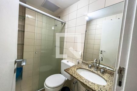 Banheiro de apartamento para alugar com 1 quarto, 32m² em Centro, Rio de Janeiro