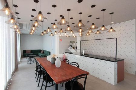 Apartamento à venda com 27m², 1 quarto e sem vaga Apartamento à venda com 27m², 1 quarto e sem vagaÁrea comum - Salão de festas