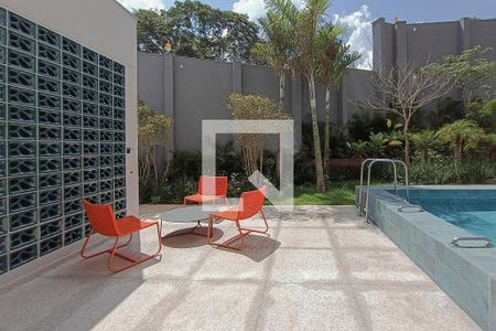 Apartamento à venda com 27m², 1 quarto e sem vaga Apartamento à venda com 27m², 1 quarto e sem vagaÁrea comum - Piscina