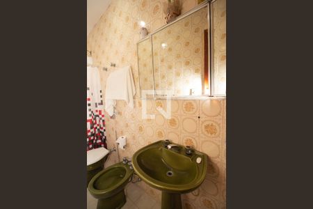 Casa para alugar com 170m², 3 quartos e 10 vagasBanheiro da Suíte