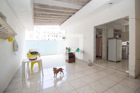 Casa para alugar com 170m², 3 quartos e 10 vagasQuintal