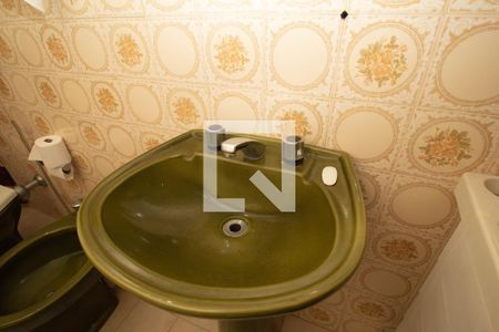 Casa para alugar com 170m², 3 quartos e 10 vagasBanheiro da Suíte