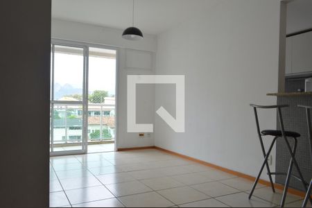 Sala de apartamento à venda com 2 quartos, 74m² em Taquara, Rio de Janeiro