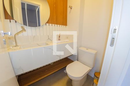Banheiro lavabo de apartamento para alugar com 1 quarto, 60m² em Carvoeira, Florianópolis