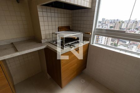 Apartamento para alugar com 77m², 2 quartos e 2 vagasDetalhe da varanda