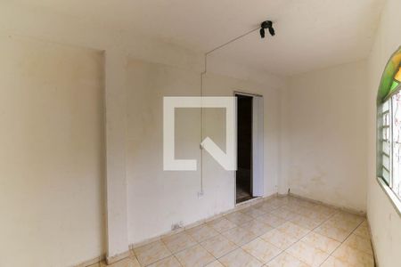 Quarto de casa para alugar com 1 quarto, 43m² em Jardim Frei Galvao, Taboão da Serra