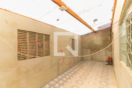 Casa para alugar com 43m², 1 quarto e sem vaga Casa para alugar com 43m², 1 quarto e sem vagaQuintal