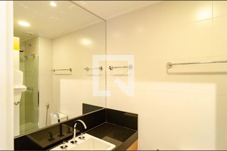 Banheiro Social de kitnet/studio à venda com 1 quarto, 17m² em Vila Clementino, São Paulo