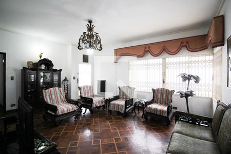 Sala de casa à venda com 3 quartos, 400m² em Planalto Paulista, São Paulo