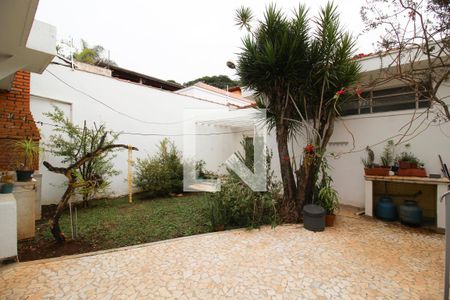 Casa à venda com 400m², 3 quartos e 5 vagasQuintal/Jardim