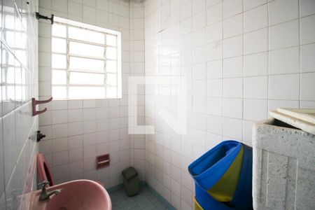 Casa à venda com 400m², 3 quartos e 5 vagasBanheiro de Serviço