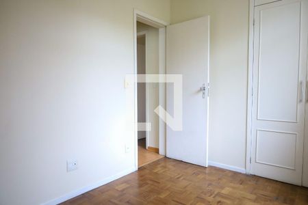 Quarto de apartamento para alugar com 2 quartos, 70m² em Grajaú, Belo Horizonte