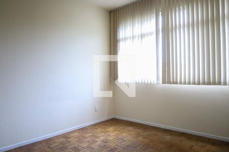 Quarto 2 de apartamento para alugar com 2 quartos, 70m² em Grajaú, Belo Horizonte