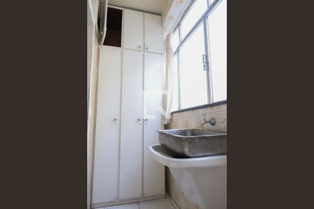 Apartamento para alugar com 70m², 2 quartos e 1 vaga Apartamento para alugar com 70m², 2 quartos e 1 vagaÁrea de Serviço