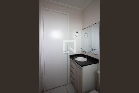 Apartamento para alugar com 49m², 2 quartos e 1 vaga Apartamento para alugar com 49m², 2 quartos e 1 vagaBanheiro