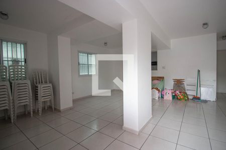 Apartamento para alugar com 49m², 2 quartos e 1 vaga Apartamento para alugar com 49m², 2 quartos e 1 vagaÁrea comum - Salão de festas