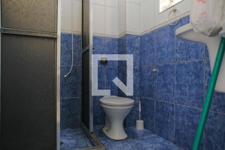 Banheiro de kitnet/studio para alugar com 1 quarto, 40m² em José Menino, Santos