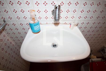 Casa à venda com 360m², 4 quartos e 4 vagasBanheiro Lavado