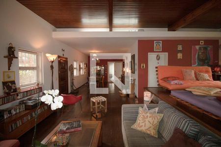 Sala de casa à venda com 4 quartos, 360m² em Vila Ida, São Paulo