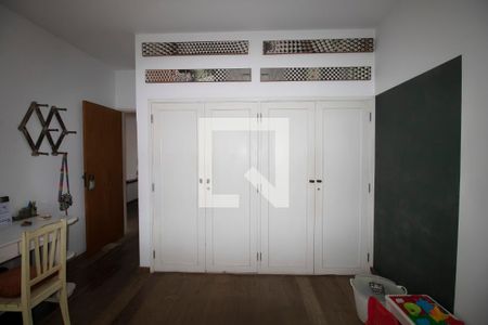 Casa à venda com 360m², 4 quartos e 4 vagasQuarto 4