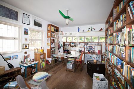 Casa à venda com 360m², 4 quartos e 4 vagasQuarto 2