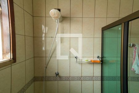 Casa à venda com 180m², 4 quartos e 2 vagas Casa à venda com 180m², 4 quartos e 2 vagasBanheiro