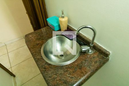 Casa à venda com 180m², 4 quartos e 2 vagas Casa à venda com 180m², 4 quartos e 2 vagasLavabo