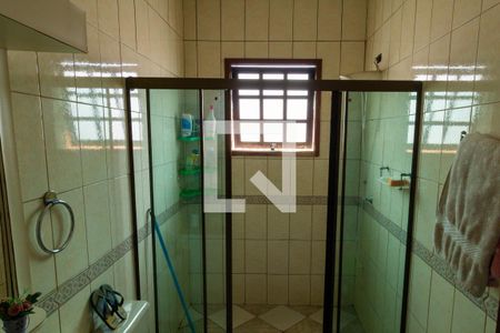 Casa à venda com 180m², 4 quartos e 2 vagas Casa à venda com 180m², 4 quartos e 2 vagasBanheiro