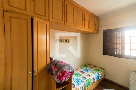 Casa à venda com 180m², 4 quartos e 2 vagas Casa à venda com 180m², 4 quartos e 2 vagasQuarto 2