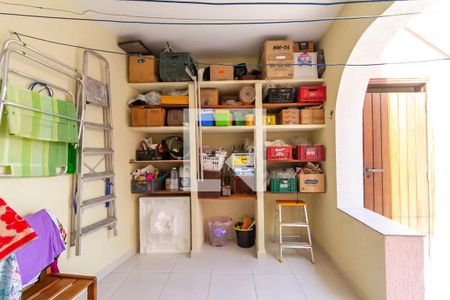 Casa à venda com 144m², 3 quartos e 2 vagas Casa à venda com 144m², 3 quartos e 2 vagasÁrea de Serviço