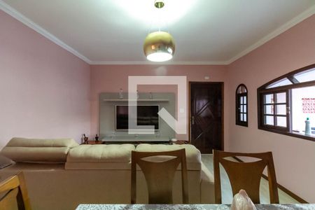 Casa à venda com 144m², 3 quartos e 2 vagas Casa à venda com 144m², 3 quartos e 2 vagasSala