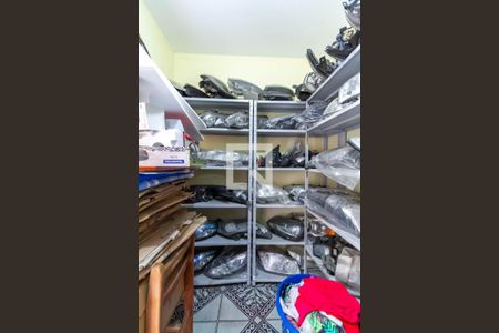 Casa à venda com 144m², 3 quartos e 2 vagas Casa à venda com 144m², 3 quartos e 2 vagasQuarto de Serviço