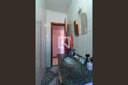 Casa à venda com 144m², 3 quartos e 2 vagas Casa à venda com 144m², 3 quartos e 2 vagasBanheiro Social