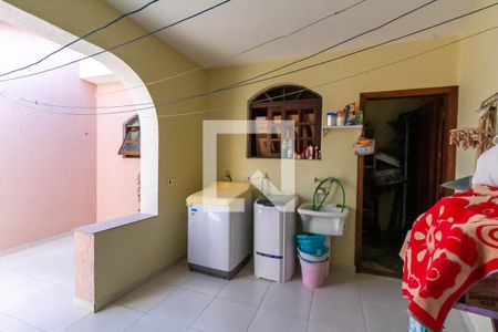 Casa à venda com 144m², 3 quartos e 2 vagas Casa à venda com 144m², 3 quartos e 2 vagasÁrea de Serviço