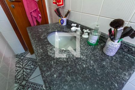 Casa à venda com 144m², 3 quartos e 2 vagas Casa à venda com 144m², 3 quartos e 2 vagasBanheiro Social