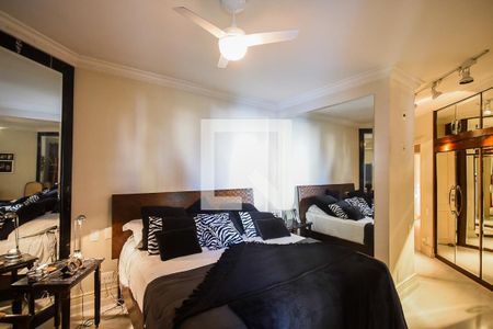 Apartamento à venda com 230m², 3 quartos e 3 vagas Apartamento à venda com 230m², 3 quartos e 3 vagasSuíte 1