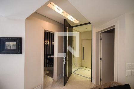 Apartamento à venda com 230m², 3 quartos e 3 vagas Apartamento à venda com 230m², 3 quartos e 3 vagasHall de entrada