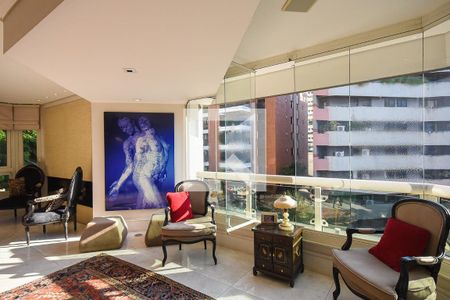 Varanda de apartamento à venda com 3 quartos, 270m² em Vila Morumbi, São Paulo