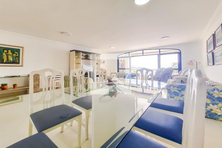 Sala de apartamento para alugar com 4 quartos, 190m² em Vila Luis Antonio, Guarujá