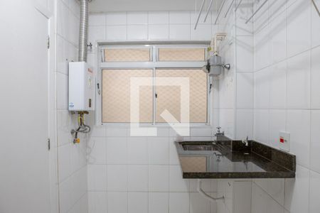 Área de Serviço de apartamento para alugar com 4 quartos, 129m² em Vila Ipojuca, São Paulo