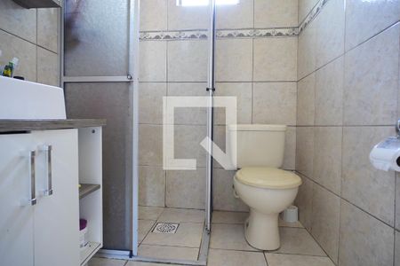 Banheiro  de casa à venda com 2 quartos, 180m² em Sarandi, Porto Alegre