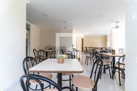 Apartamento para alugar com 75m², 3 quartos e 2 vagasÁrea comum - Salão de Festas 2