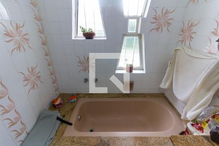 Casa à venda com 220m², 4 quartos e 3 vagasBanheiro da Suíte