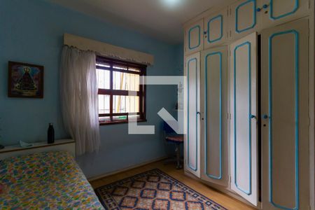 Casa à venda com 220m², 4 quartos e 3 vagasQuarto 2