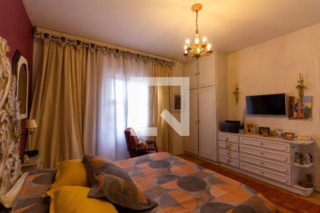 Casa à venda com 220m², 4 quartos e 3 vagasQuarto 1 Suíte